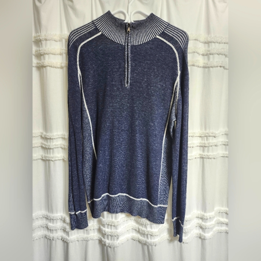 Great condition,  Oakland, Men's Large sweater.